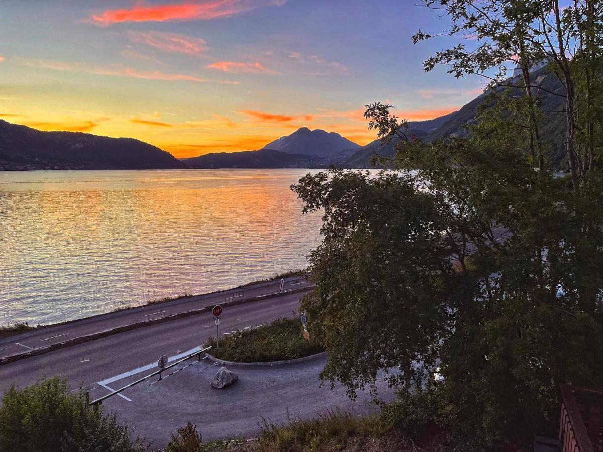 Reflet Bleu Du Lac D'Annecy 3 Etoiles - Face Au Lac, Parking Gratuit, Paddle Board Doussard Ngoại thất bức ảnh